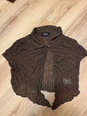Cider Crinkle Brown Cropped Button Cardigan